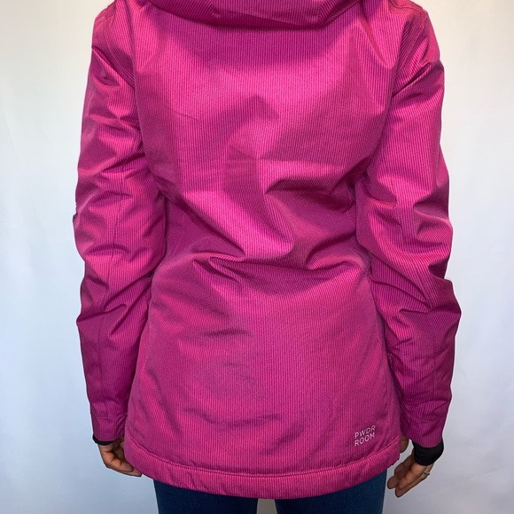 PWDR Room Snowboarding Jacket β¨ - Picture 6 of 6
